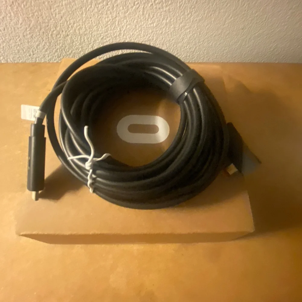 Oculus link cable